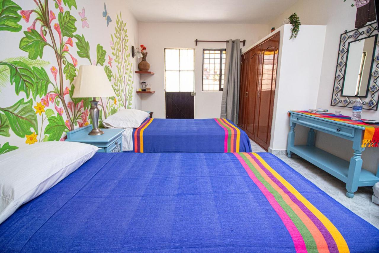 La Casa Del Almendro Hotel Playa del Carmen Exterior photo